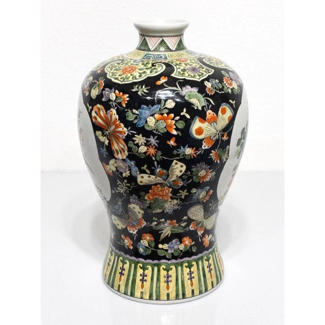 Republic Period Chinese Meiping Porcelain Black Floral Vase - Famille Noire Pallete, Kangxi Style & Mark For Sale - Image 4 of 11