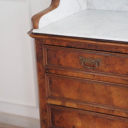 Antique Gründerzeit Mirrored Chest of Drawers with White Marble, 1880s For Sale - Image 6 of 18