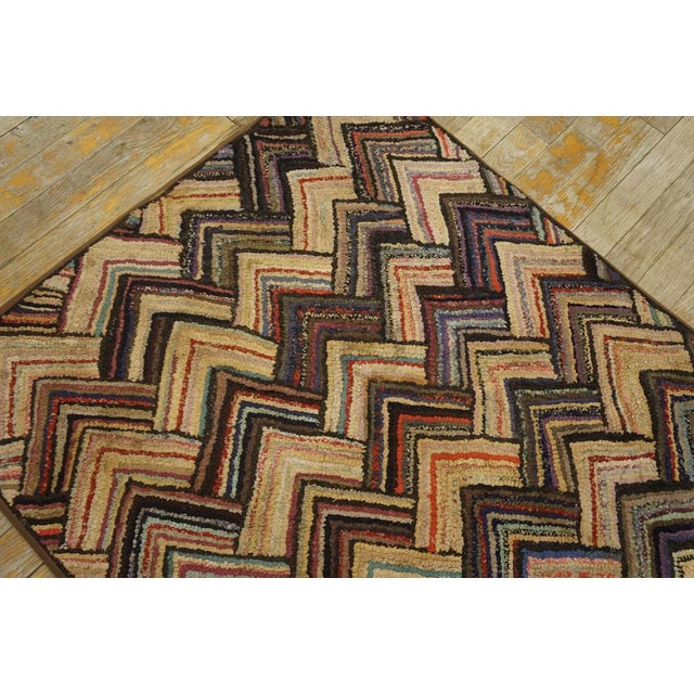 1920s Multi Brown Zig Zag Folk Art Antique American Hooked Rug 2' 7'' X 4' 6'' Handwoven Wool Carpet For Sale - Image 4 of 13