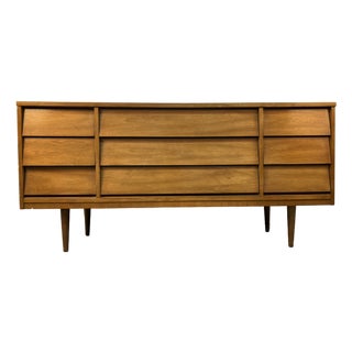 Vintage Nine Drawer Walnut Dresser by Dixie Furniture For Sale