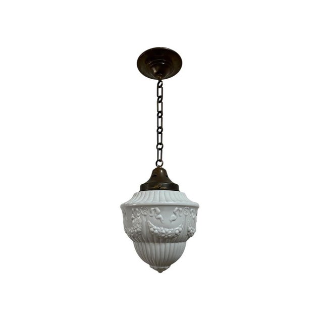 French Opaline Milk Glass Pendant with Chain and Ceiling Rose, 1930s For Sale - Image 4 of 4