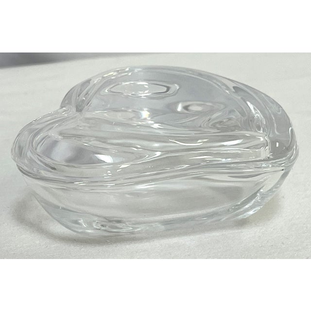 Elsa Peretti & Tiffany & Co. Vintage Tiffany & Co. Elsa Peretti Glass Heart Trinket Box For Sale - Image 4 of 12