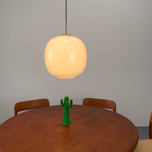 Large Radiohus Pendant Lamp in White Glass by Vilhelm Lauritzen for Louis Poulsen, 1950s For Sale - Image 9 of 12