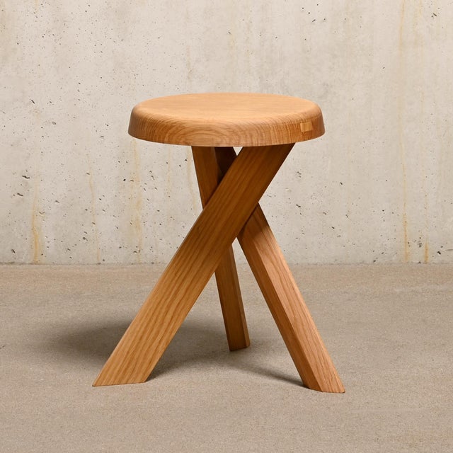Mid-Century Modern S31 Stool in Oak by Pierre Chapo, France, 2010s For Sale - Image 3 of 11