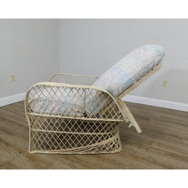 Russell Woodard Spun Fiberglass Mid Century Modern Reclining Lounge Chair For Sale In Philadelphia - Image 6 of 13
