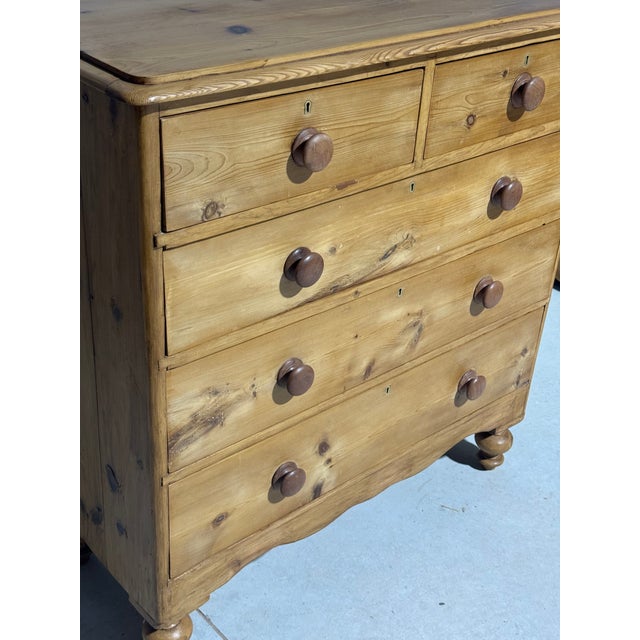 Antique Pine Two Over Three Drawers - Chest of Drawers From England For Sale - Image 4 of 18