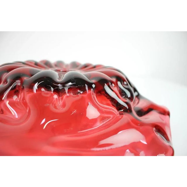 Czech Art Glass Bowl attributed to Josef Hospodka for Chribska Glassworks, 1960s For Sale - Image 4 of 8