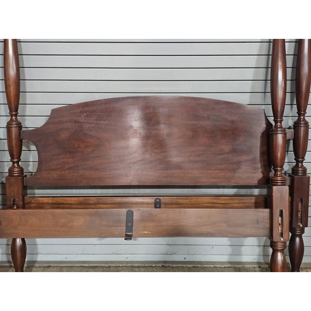 1980s Henkel Harris Mahogany Queen Size Four Post Carved Bed Made in Virginia For Sale In Cleveland - Image 6 of 7
