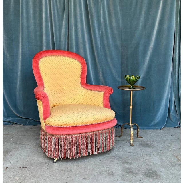 French Pair of Large Napoleon III Armchairs in Gold and Red For Sale - Image 3 of 12