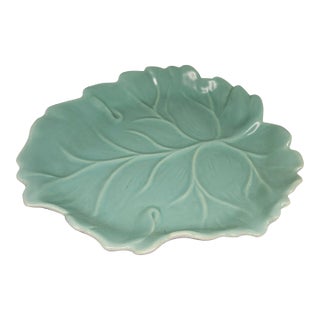 Vintage Catalina Usa Pottery Platter Bowl Dish Celedon and Gray Leaf 10" Mid Century For Sale