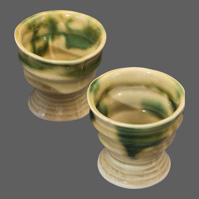 Vintage Stoneware Rustic Set of Four Pedestal Cups "Retos Irish Country Pottery" - Set of 4 For Sale - Image 4 of 9
