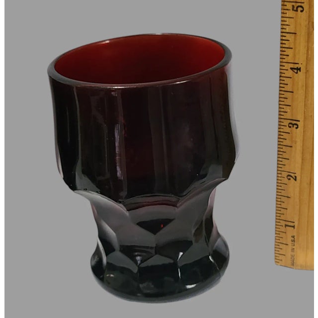 Traditional Vintage Pair of Deep Ruby Red Anchor Hocking Honeycomb Georgian Glasses Marked #S6 For Sale - Image 3 of 5