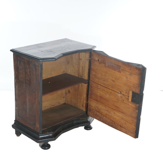 Antique 18thC Italian Satinwood Inlaid & Ebonized Single Door Commode C1760 For Sale - Image 9 of 12