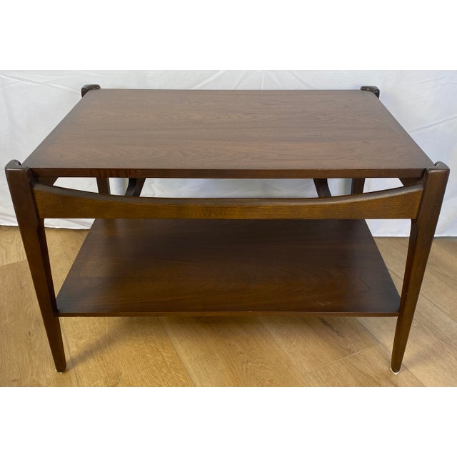 Bassett Furniture Pair of Mid Century End Tables For Sale - Image 4 of 9