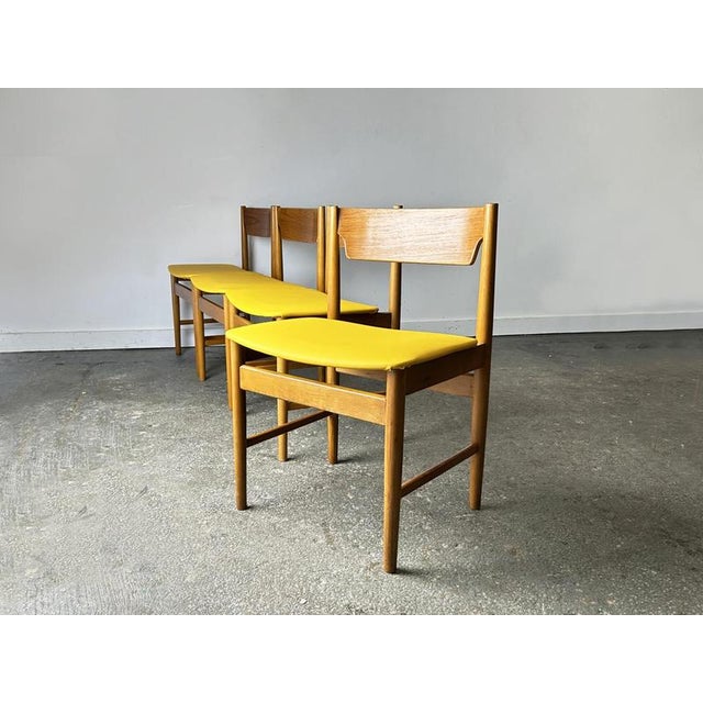 Wood Mid-Century Polish Teak Dining Chairs by Edmund Homa for GFM, 1960s, Set of 4 For Sale - Image 7 of 7