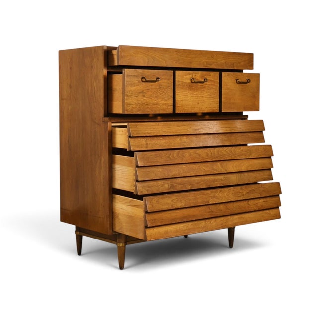 Merton Gershun for American of Martinsville Dania Vintage Mid Century Modern Highboy Dresser C. 1960s For Sale In New York - Image 6 of 14