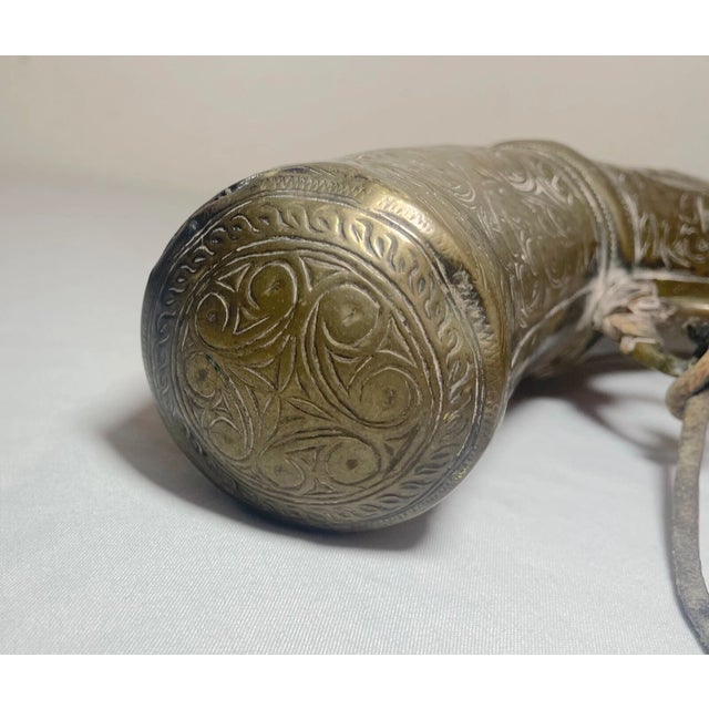 Rare Fine Antique 19th Century Brass Steel Moroccan Powder Horn Shot Flask C1850 For Sale - Image 11 of 12