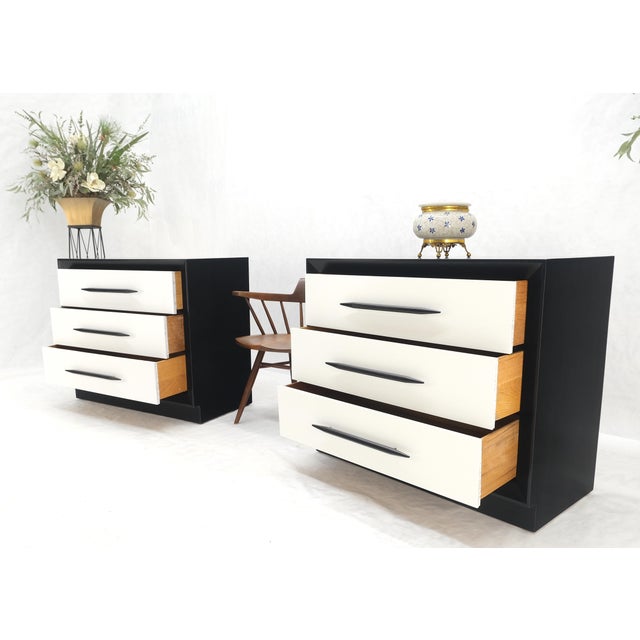 Pair of Black & White James Mont Style Bachelor 3 Drawer Chests Mid Century MINT For Sale - Image 15 of 15