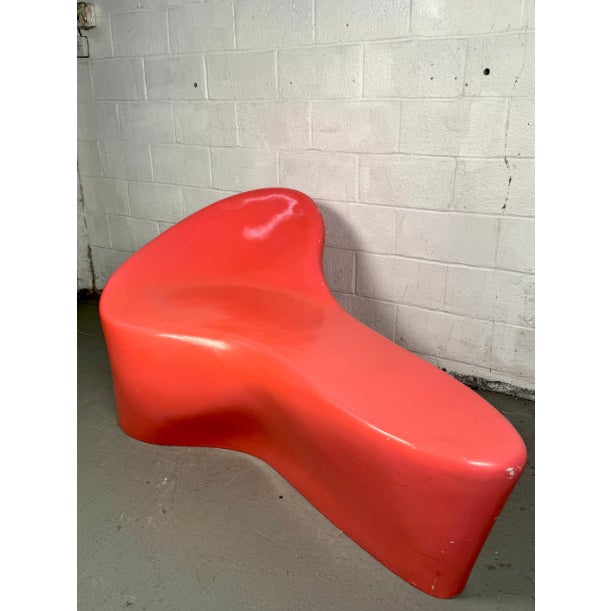 A bold and playful statement piece, this freeform amoeba-style bench is crafted from molded fiberglass and finished in a...
