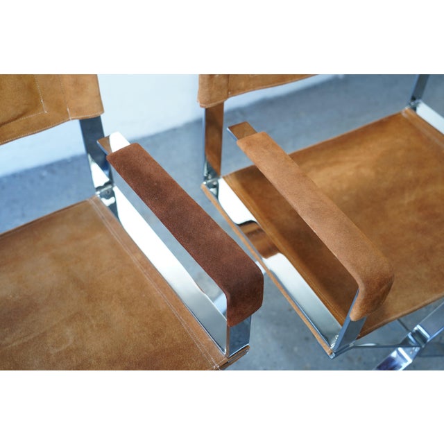 1970s Set of 4 Alessandro Albrizzi Chrome & Cognac Suede Director Chairs For Sale - Image 14 of 17