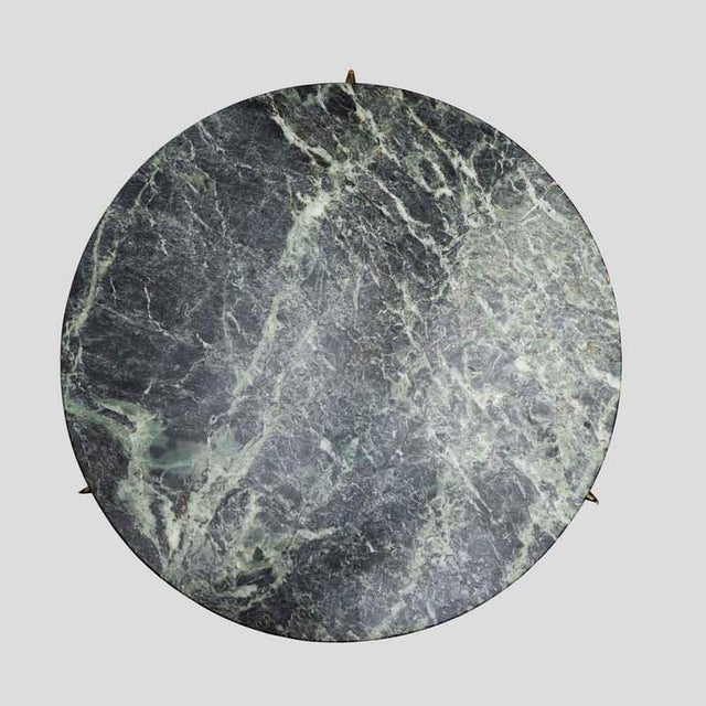 Maison Jansen style tripod table with directoire round green marble topRound marble top with a foldable brass tripod...
