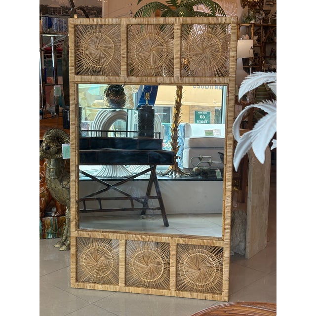 1970s Vintage Palm Beach Spun Woven Wicker Rattan Sunburst Starburst Wall Mirror Large For Sale - Image 5 of 11
