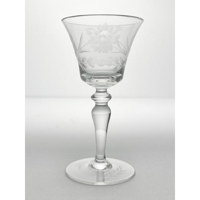 1950s Etched Flower Cordial Liquor Wine Glasses - Set of 6 For Sale - Image 4 of 10
