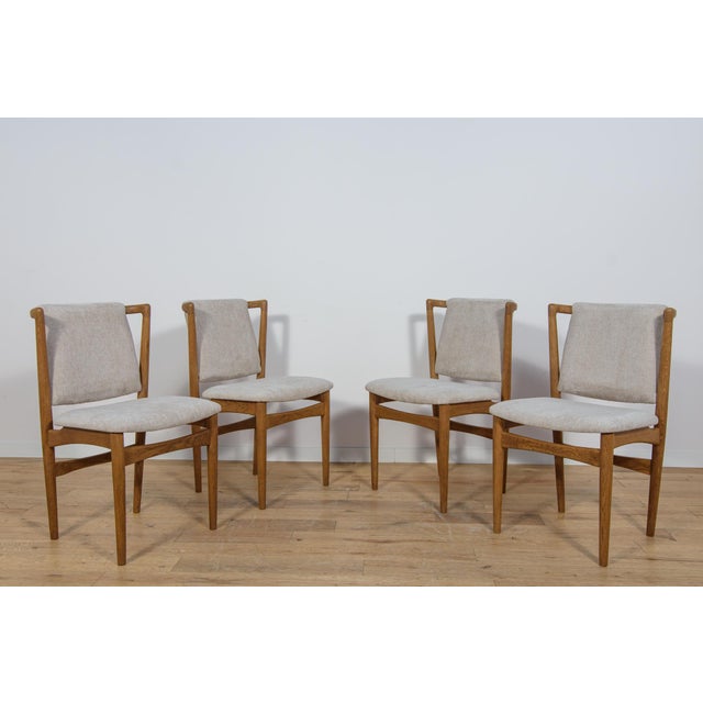 A complete set of four Danish chairs Model 171 produced in the Danish workshop Slagelse Møbelværk in the 1960s. The chairs...
