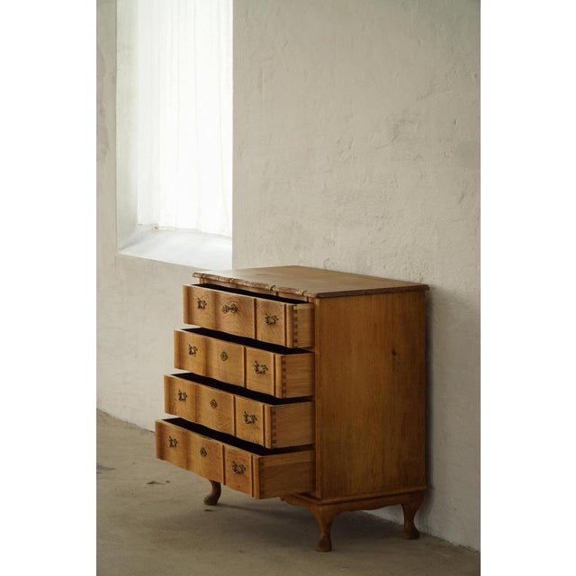1950s Mid-Century Modern Danish Chest of Drawers in Oak by Henning Kjærnulf, 1960s For Sale - Image 5 of 18