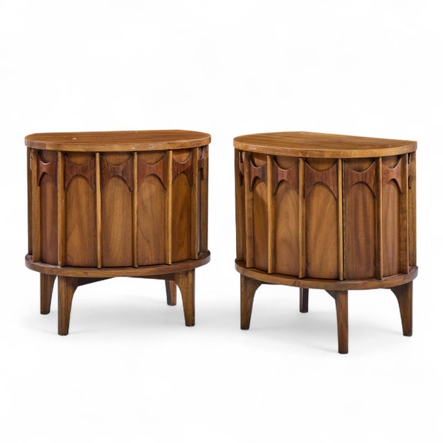 Mid-Century Modern Kent Coffey Perspecta Mid Century Round Walnut and Rosewood Nightstands - Pair For Sale - Image 3 of 12