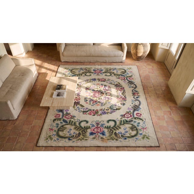 Early 20th Century (1935) Ivory Multicolor Antique American Hooked Rug 4'2" X 7'6" Americana Floral Carpet For Sale - Image 14 of 15