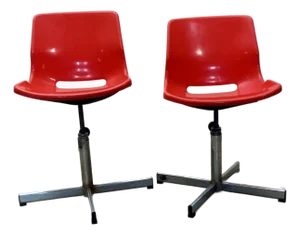 A Pair of Swedish Overman Office Swivel Chair in Red by Svante Schöblom, 1970s