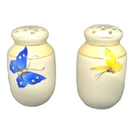 Example of Salt and Pepper Shakers