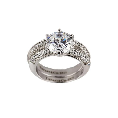 Double Silver Ring with Brilliant Cut Zircons. For Sale - Image 6 of 6