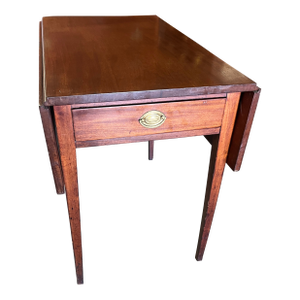 Antique American Southern Pembroke Table