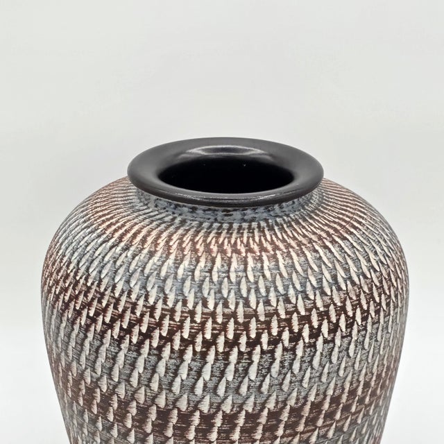 Mid-Century Modern Dumler Breiden Dee-Cee West German Sgraffito Pottery Vase For Sale - Image 3 of 8