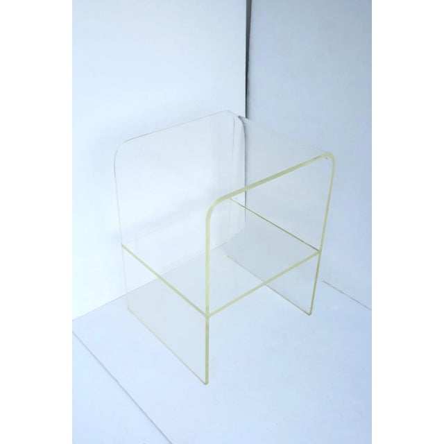 Mid-Century Modern Lucite Table With Storage Shelf, in the Modern Style, Late 20th Century For Sale - Image 3 of 12