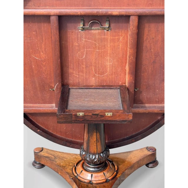 Wood Antique William IV Rosewood Centre Table, 1830 For Sale - Image 7 of 13