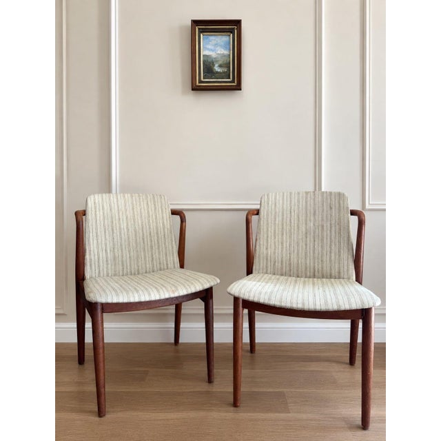Mid-Century Modern Pair of Danish Modern Lounge Chairs Attributed to Hans Olsen, Denmark, Circa 1960 For Sale - Image 3 of 7