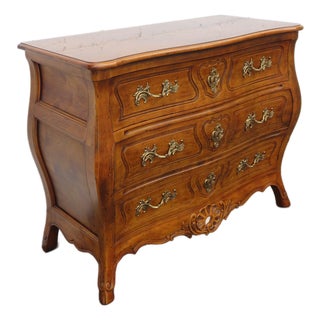Henredon Villandry Collection French Bombay Serpentine Chest Dresser 6591 For Sale