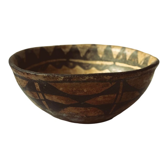 Kewa (Santo Domingo) Pueblo Dough Bowl For Sale
