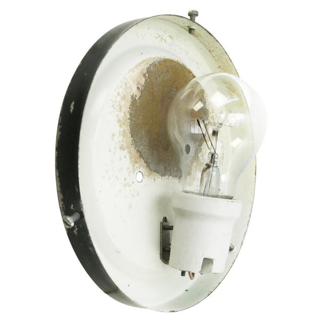 Mid-Century Clear Glass Wall Light For Sale - Image 8 of 9