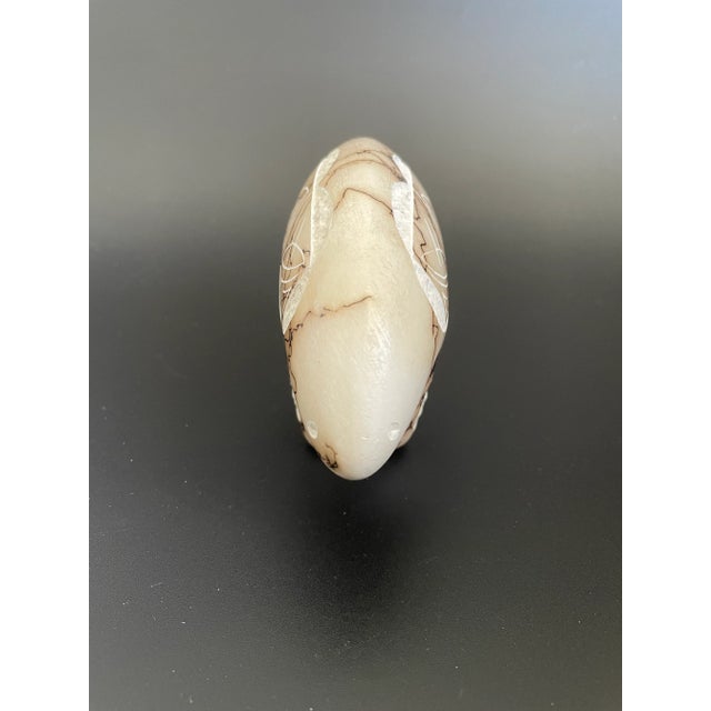 Native American Navajo Tom Vail Horsehair Pottery Spirit Bear With Etched Indian Symbols For Sale - Image 3 of 13