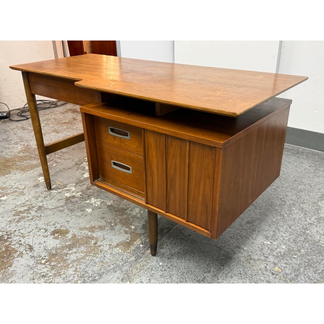 Traditional Hooker Furniture Mainline Collection Two-Tiered Walnut Desk, Vintage For Sale - Image 3 of 12