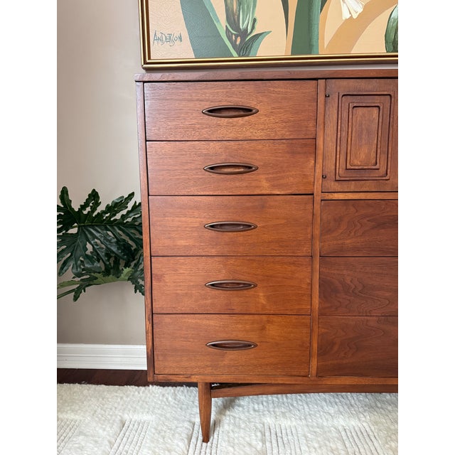 Broyhill Vintage 1960s Broyhill Sculptra Walnut Mid Century Magna Chest Dresser For Sale - Image 4 of 12