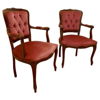 French Button Back Salon Chairs, 1970, Set of 2 For Sale