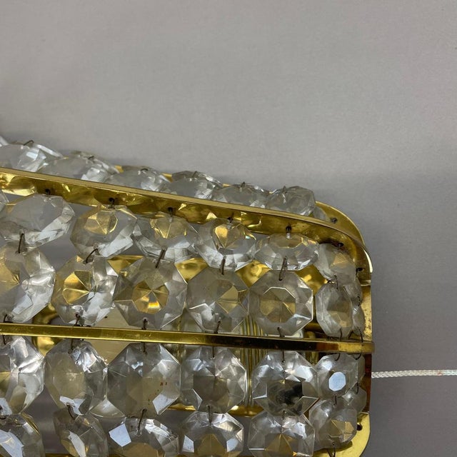 Gold Vintage Austrian Wall Light in Brass and Crystal Glass from Bakalowits & Söhne, 1950s For Sale - Image 8 of 16