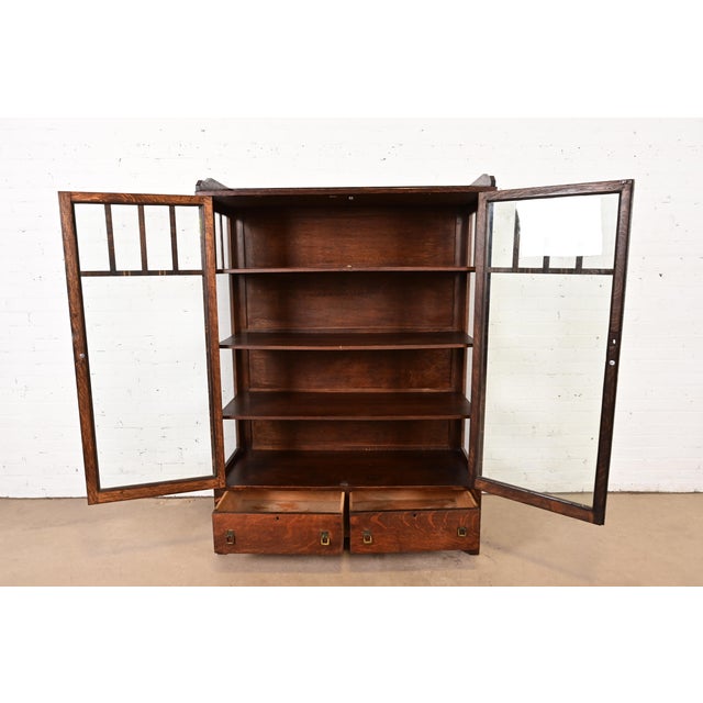 Early 20th Century Limbert Style Antique Mission Oak Arts and Crafts Bookcase Cabinet, Circa 1910 For Sale - Image 5 of 14