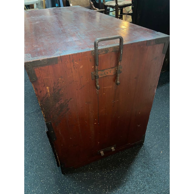 Antique Japanese Taisho Isho-Dansu Dresser, Meiji Period (1868 – 1912) For Sale - Image 4 of 10