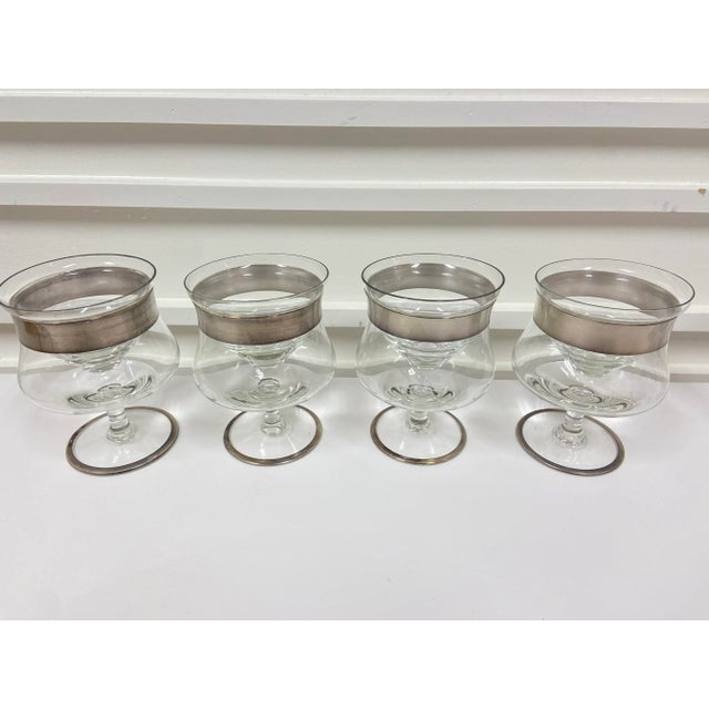 Dorothy Thorpe 1960s Dorothy Thorpe Wine and Shrimp Cocktail Serving Glasses- 8 Pieces For Sale - Image 4 of 7